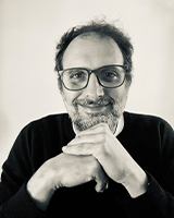 Leandro Benmergui headshot