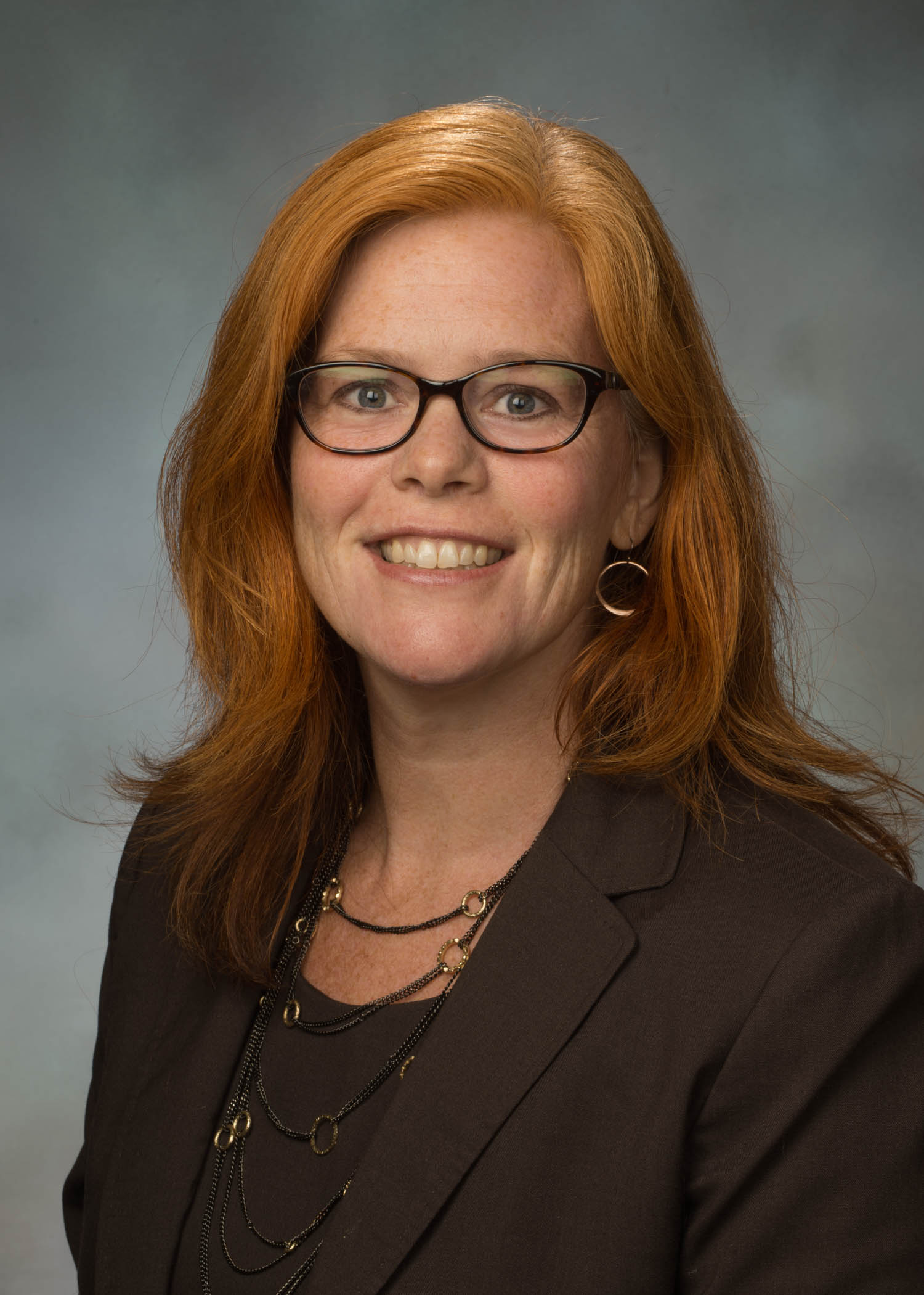 Laura Hill Rao, 2024 headshot