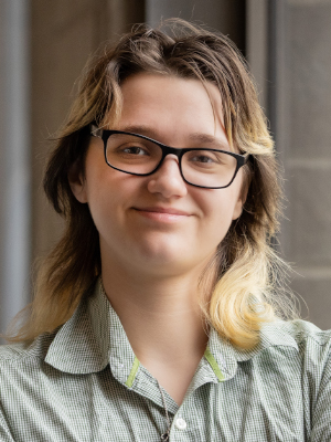 Anouk Bourdeau headshot