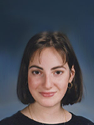 Nicole Simon headshot